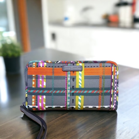 Vera Bradley Handbags - Vera Bradley Midtown City Plaid Wristlet RARE